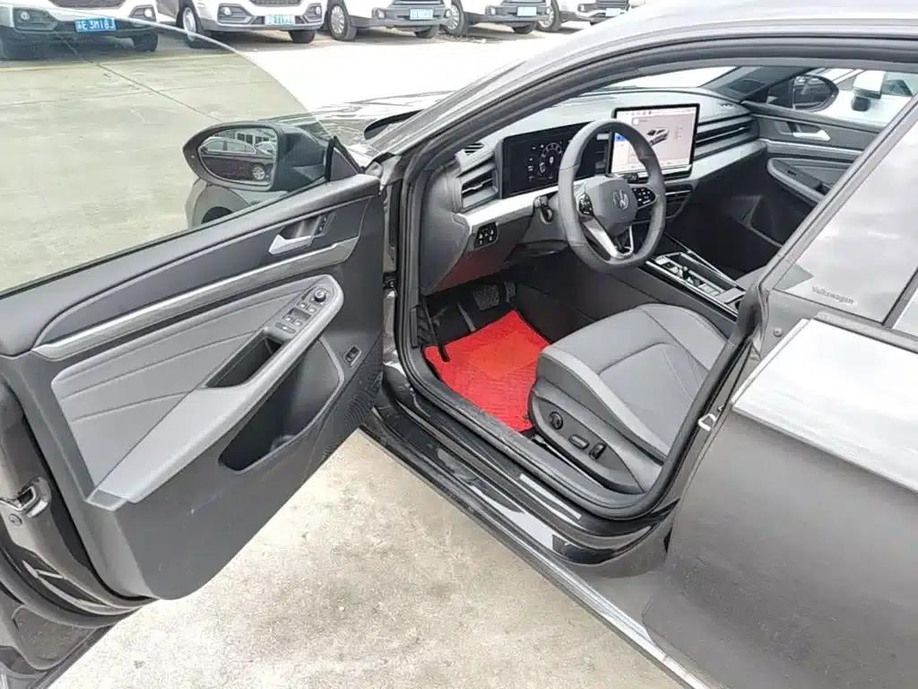 2026 Lamando L 300TSI Lingfeng Edition — миниатюра 16