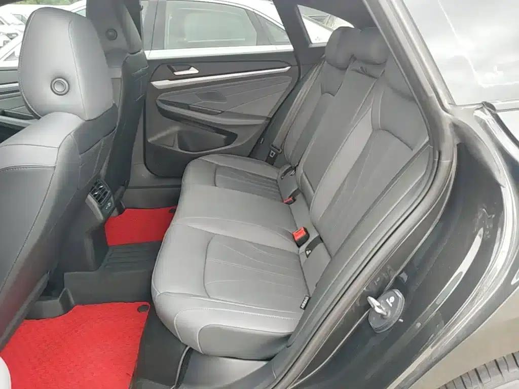 2026 Lamando L 300TSI Lingfeng Edition — миниатюра 17