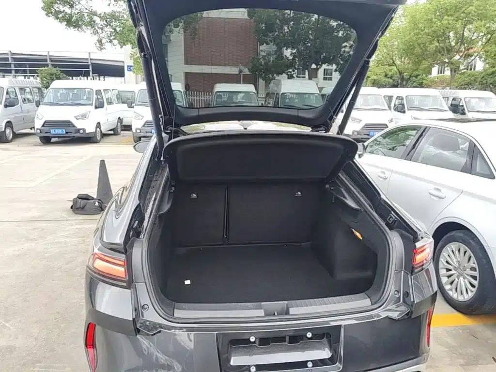 2026 Lamando L 300TSI Lingfeng Edition — миниатюра 19