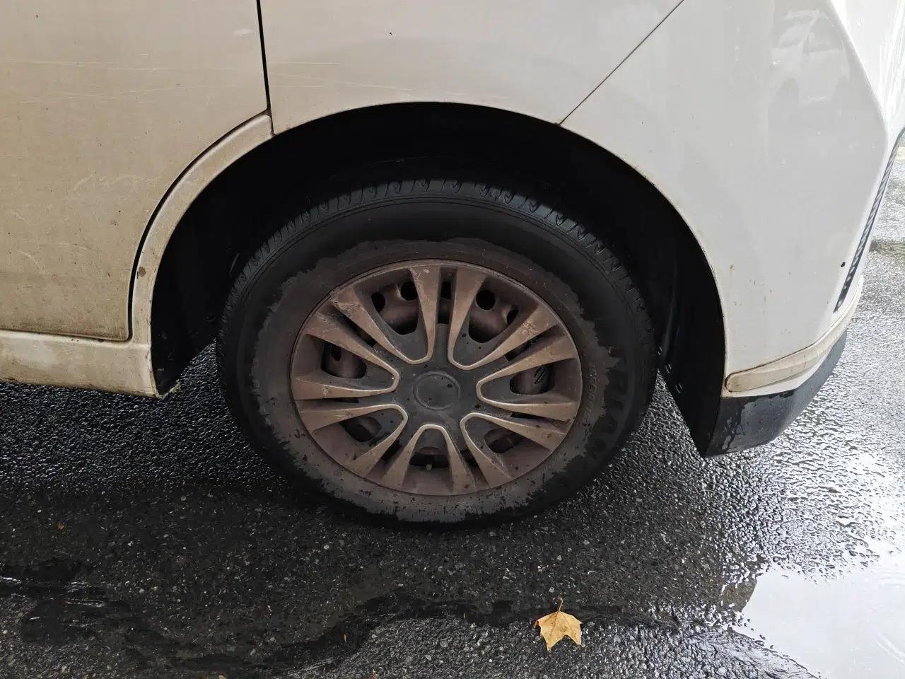 Wuling Yangguang 2024 300KM Comfort Version Passenger Van 75kW — миниатюра 8