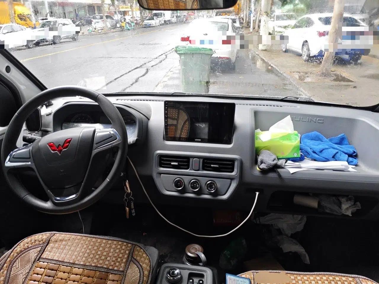 Wuling Yangguang 2024 300KM Comfort Version Passenger Van 75kW — миниатюра 9