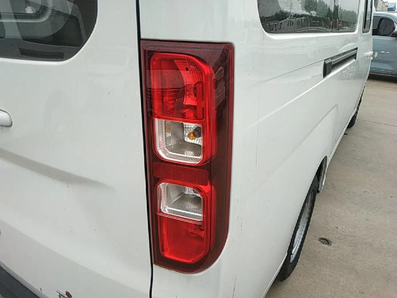 Wuling Yangguang 2024 300KM Comfort Version Passenger Van 75kW — миниатюра 9