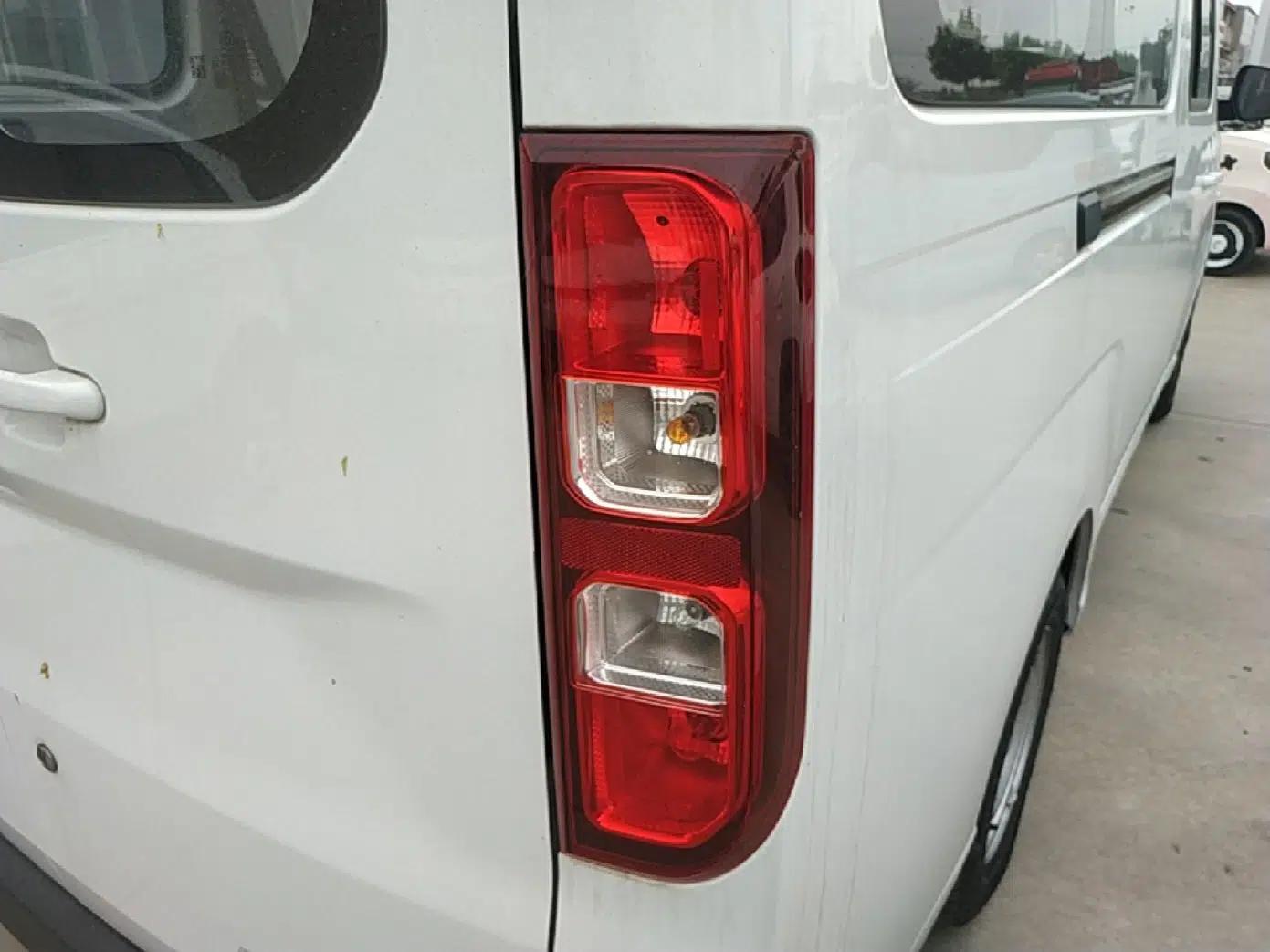 Wuling Yangguang 2024 300KM Comfort Version Passenger Van 75kW — миниатюра 9