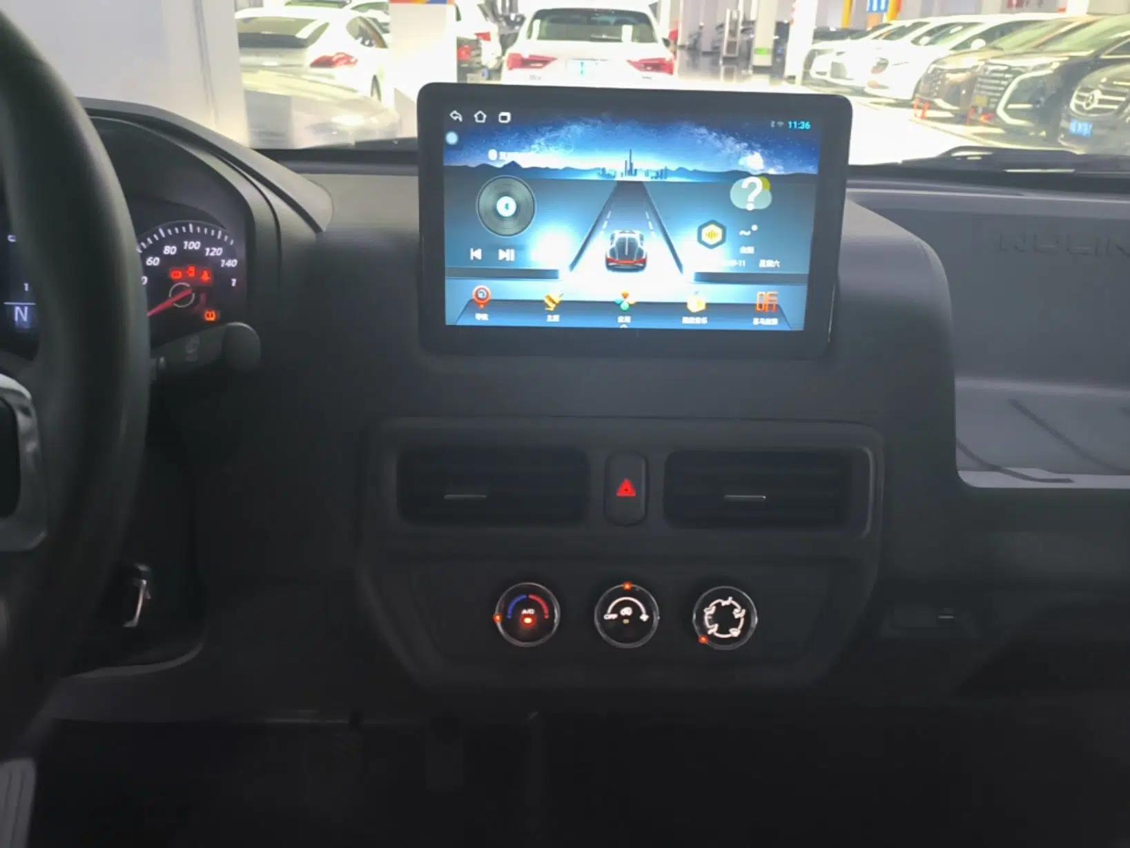 Wuling Yangguang 2025 Model 400km Bus Edition—Comfort Edition — миниатюра 15