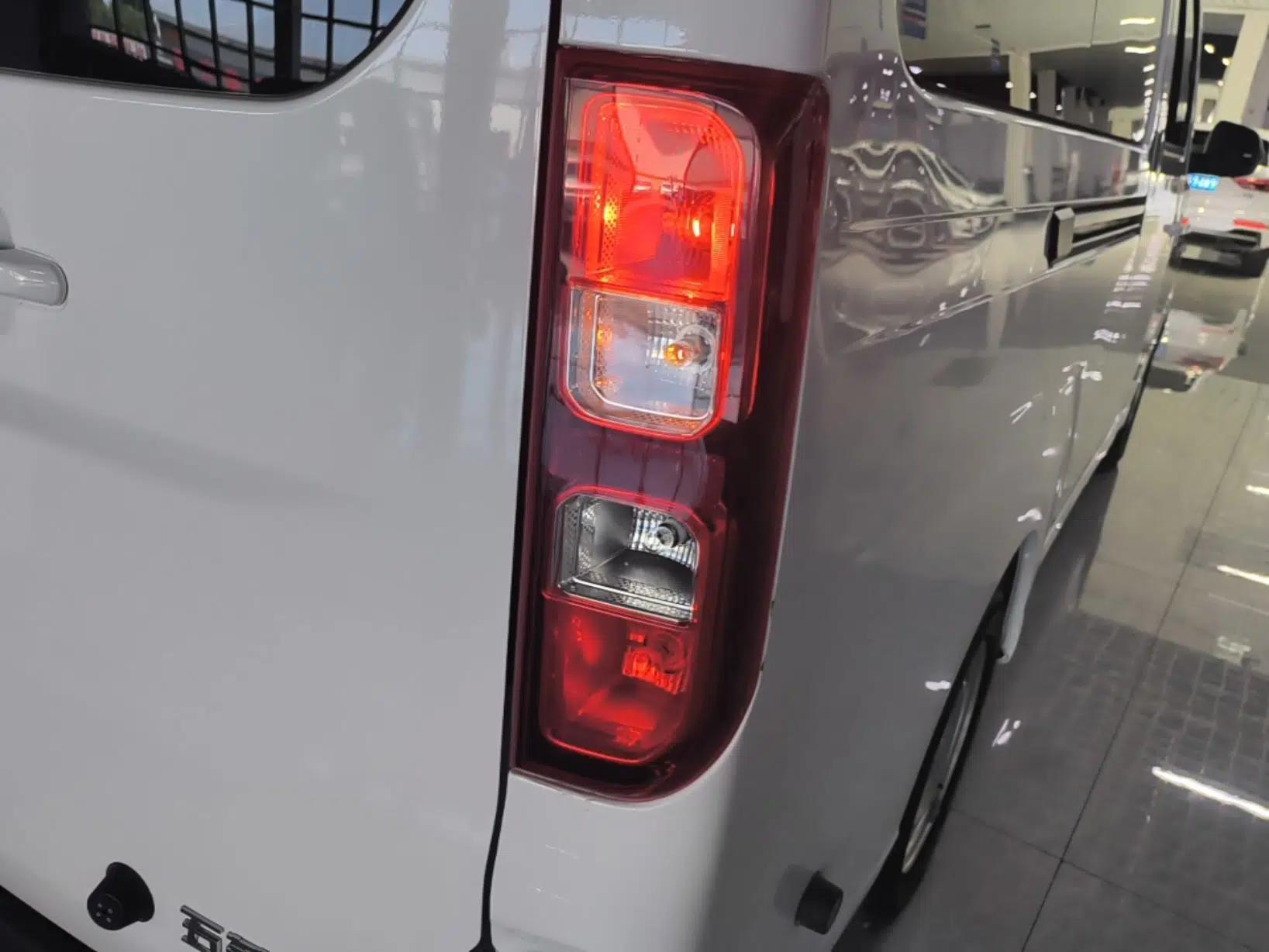 Wuling Yangguang 2025 Model 400km Bus Edition—Comfort Edition — миниатюра 9