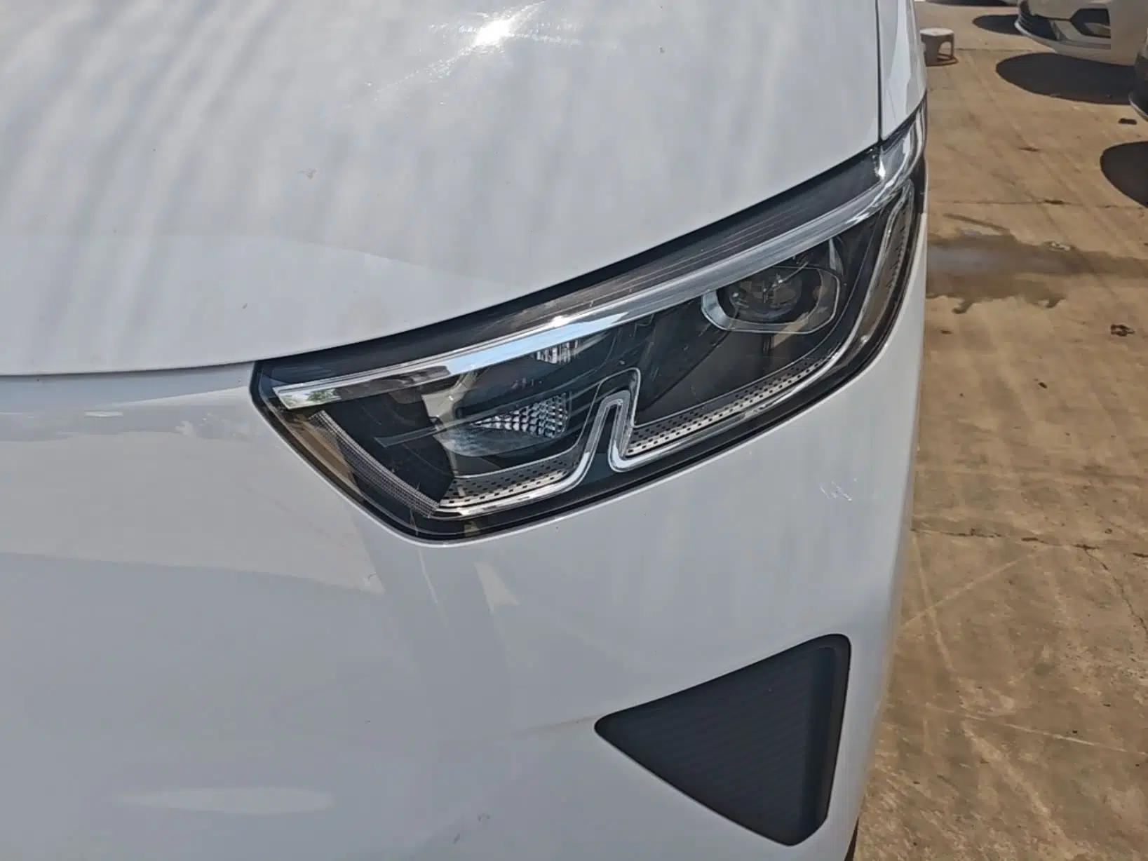 Wuling Yangguang 2024 300KM Comfort Version Passenger Van 75kW — миниатюра 8