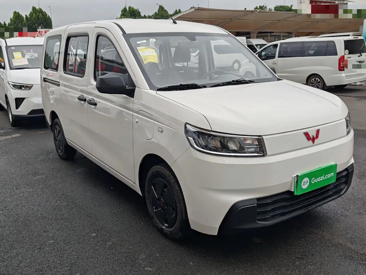 Wuling Rongguang EV 2026 Model 310km Standard Bus Version — миниатюра 3