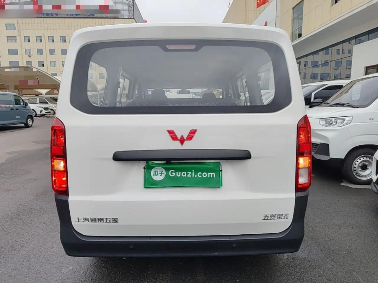 Wuling Rongguang EV 2026 Model 310km Standard Bus Version — миниатюра 5