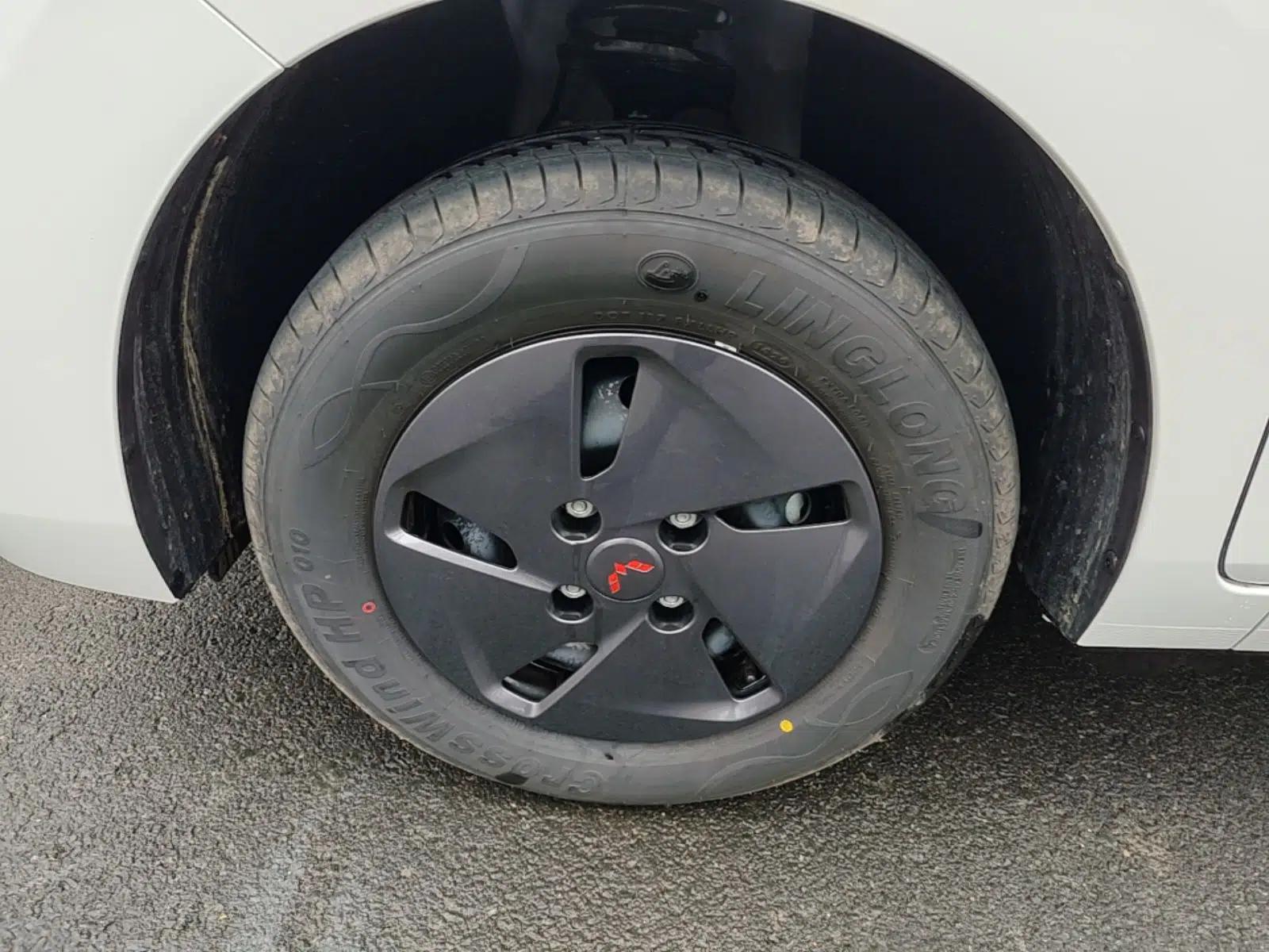Wuling Rongguang EV 2026 Model 310km Standard Bus Version — миниатюра 10