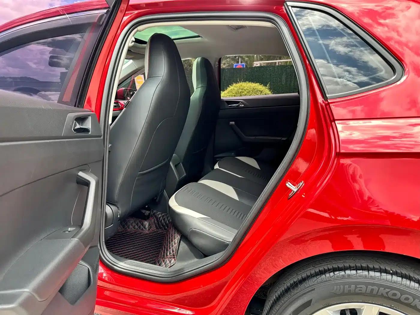 2019 Polo Plus 1.5L Automatic Colorful Technology Edition — миниатюра 10