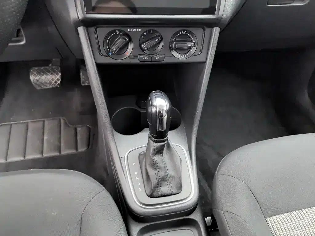 2018 Polo 1.5L Automatic Comfort Edition — миниатюра 13