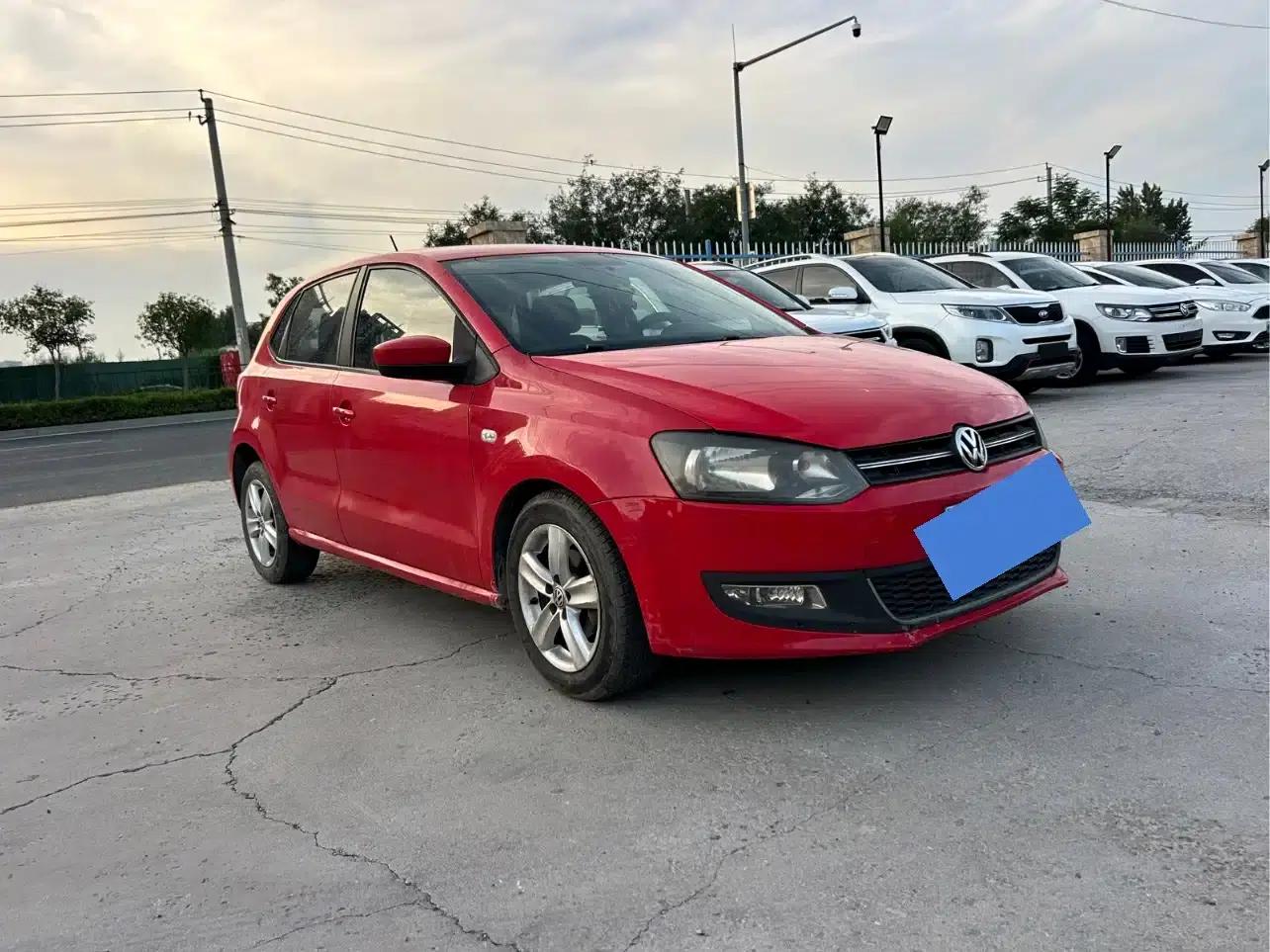 2011 Polo 1.6L Automatic Premium Edition — миниатюра 2