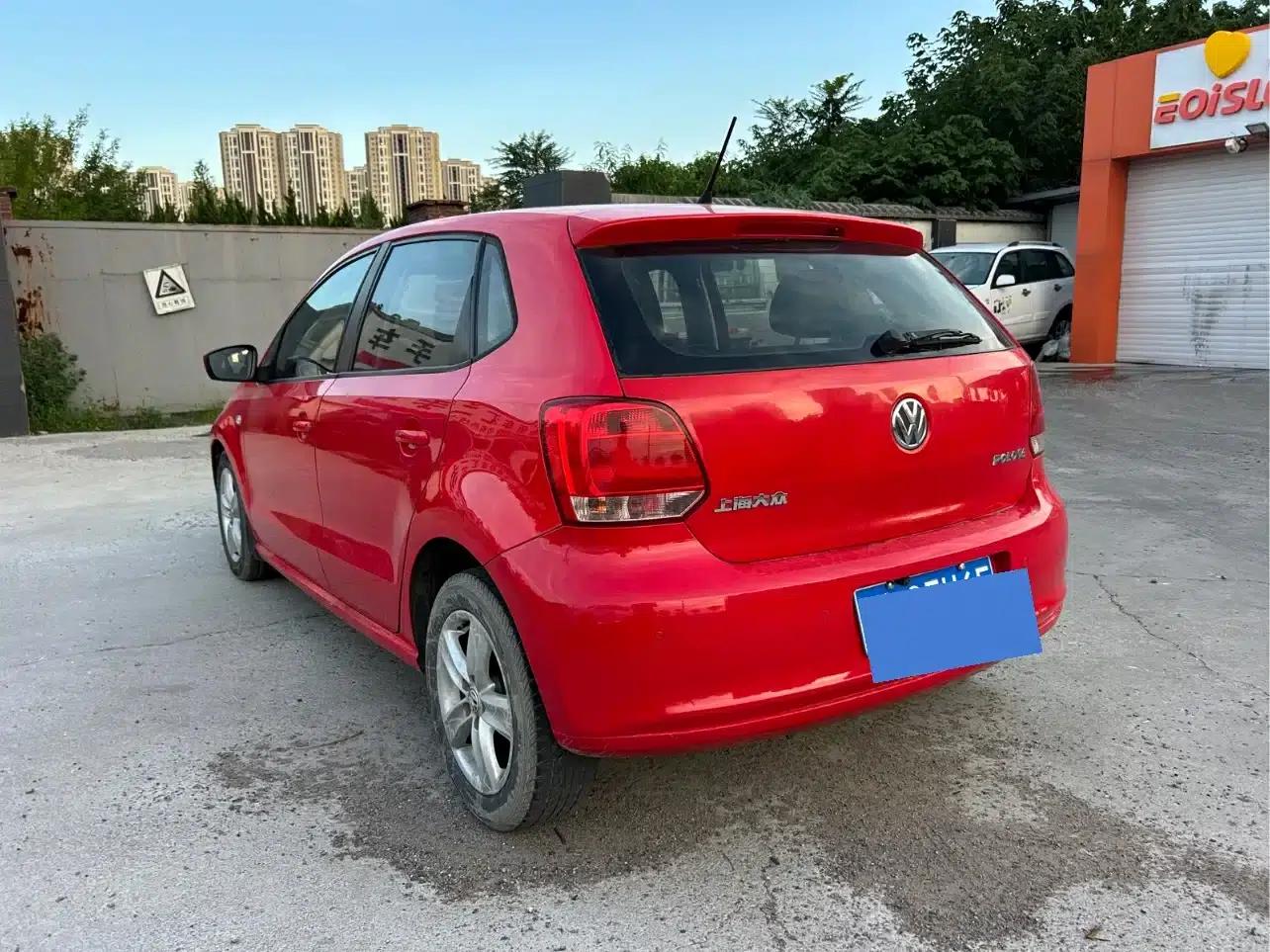 2011 Polo 1.6L Automatic Premium Edition — миниатюра 7