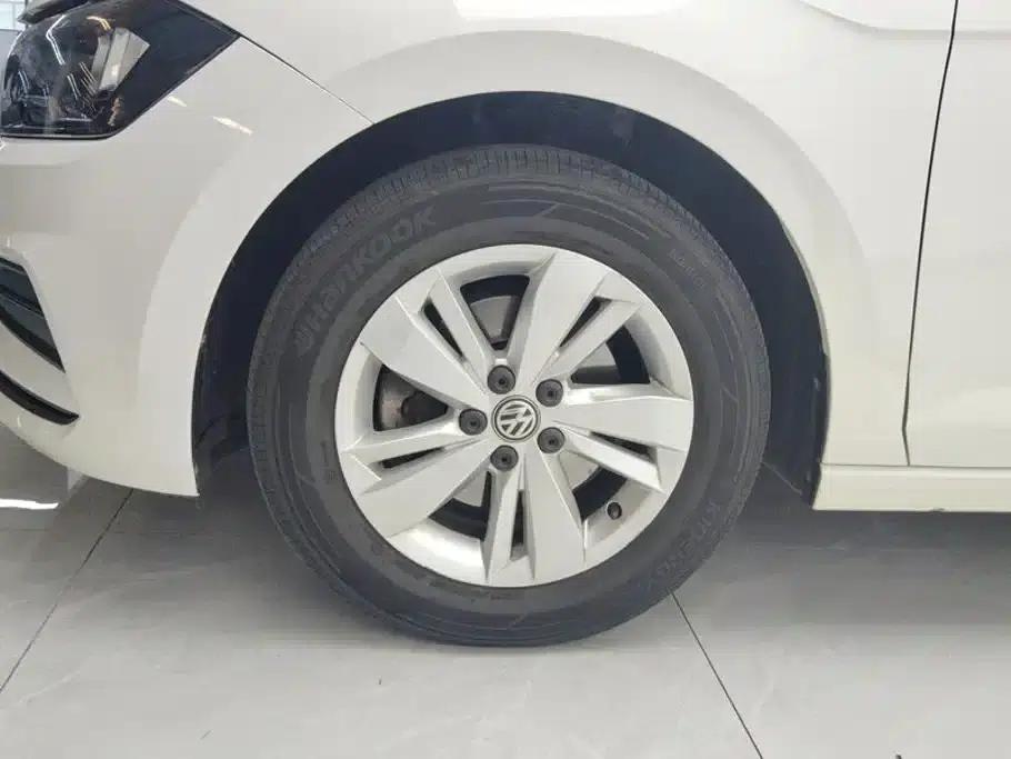 2019 Polo Plus 1.5L Automatic Panoramic Enjoyment Edition — миниатюра 6