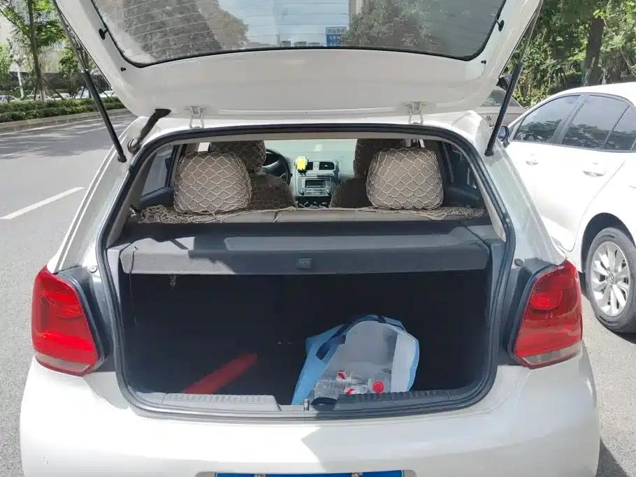 2013 Polo 1.4L Automatic Comfort Edition — миниатюра 4