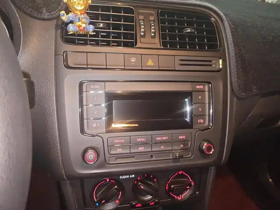 2016 Polo 1.4L Manual Fashion Edition — миниатюра 13
