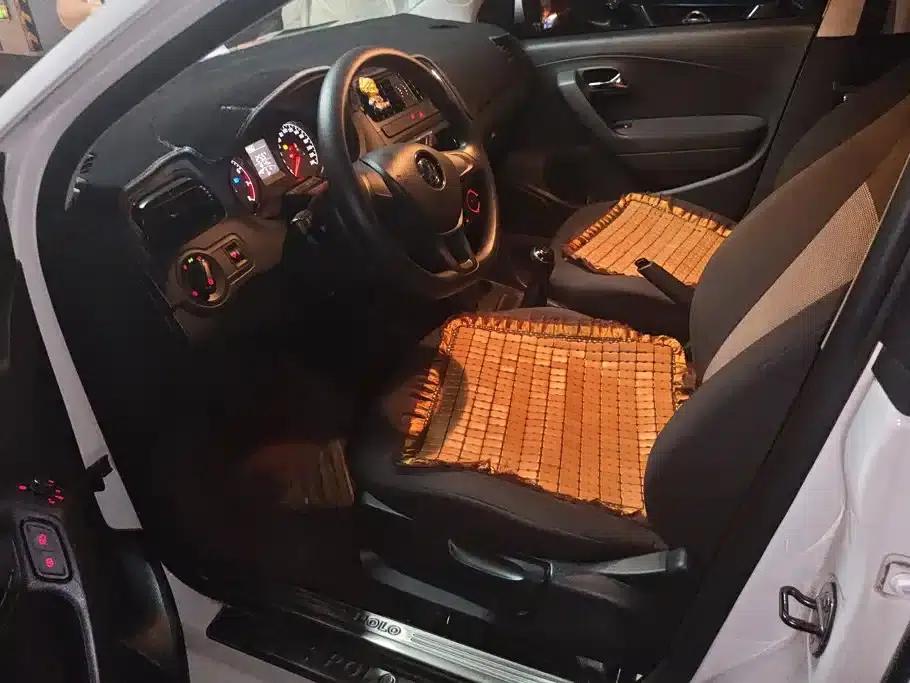 2016 Polo 1.4L Manual Fashion Edition — миниатюра 9