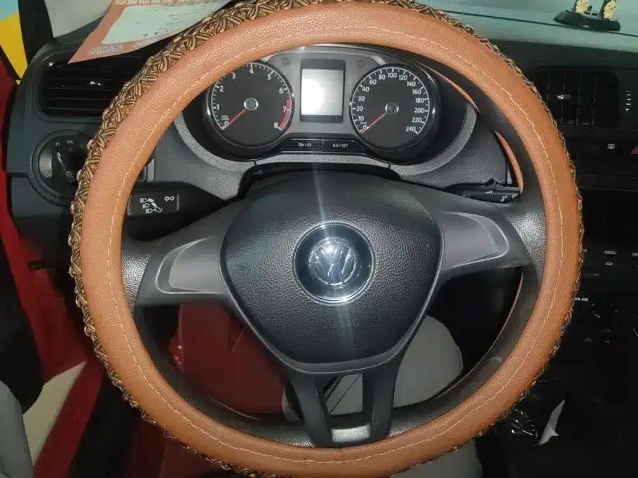 2016 Polo 1.4L Manual Fashion Edition — миниатюра 15
