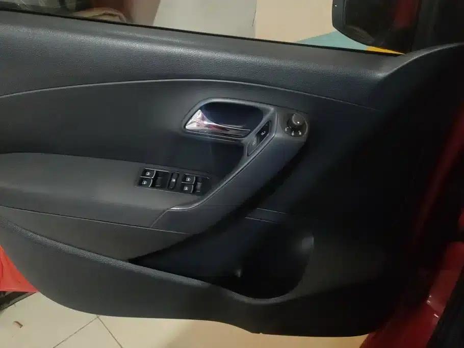 2016 Polo 1.4L Manual Fashion Edition — миниатюра 7