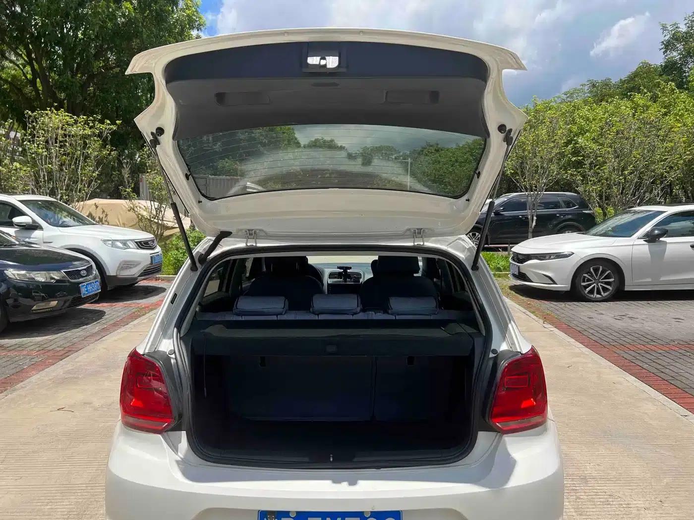 2018 Polo 1.5L Automatic Comfort Edition — миниатюра 17
