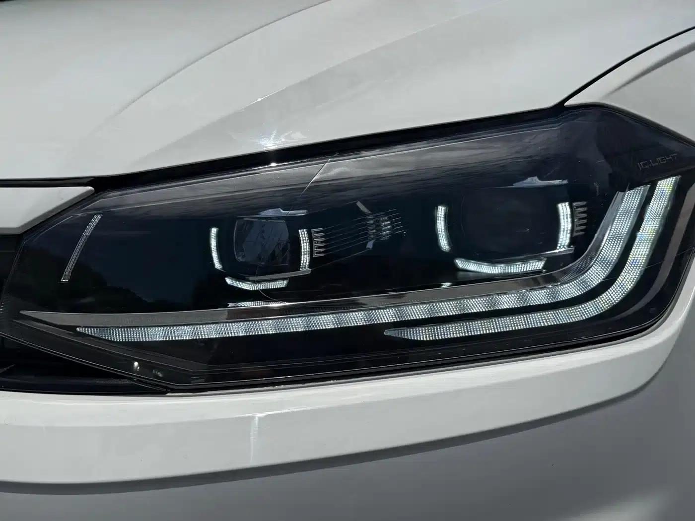 2019 Polo Plus 1.5L Automatic Colorful Technology Edition — миниатюра 12