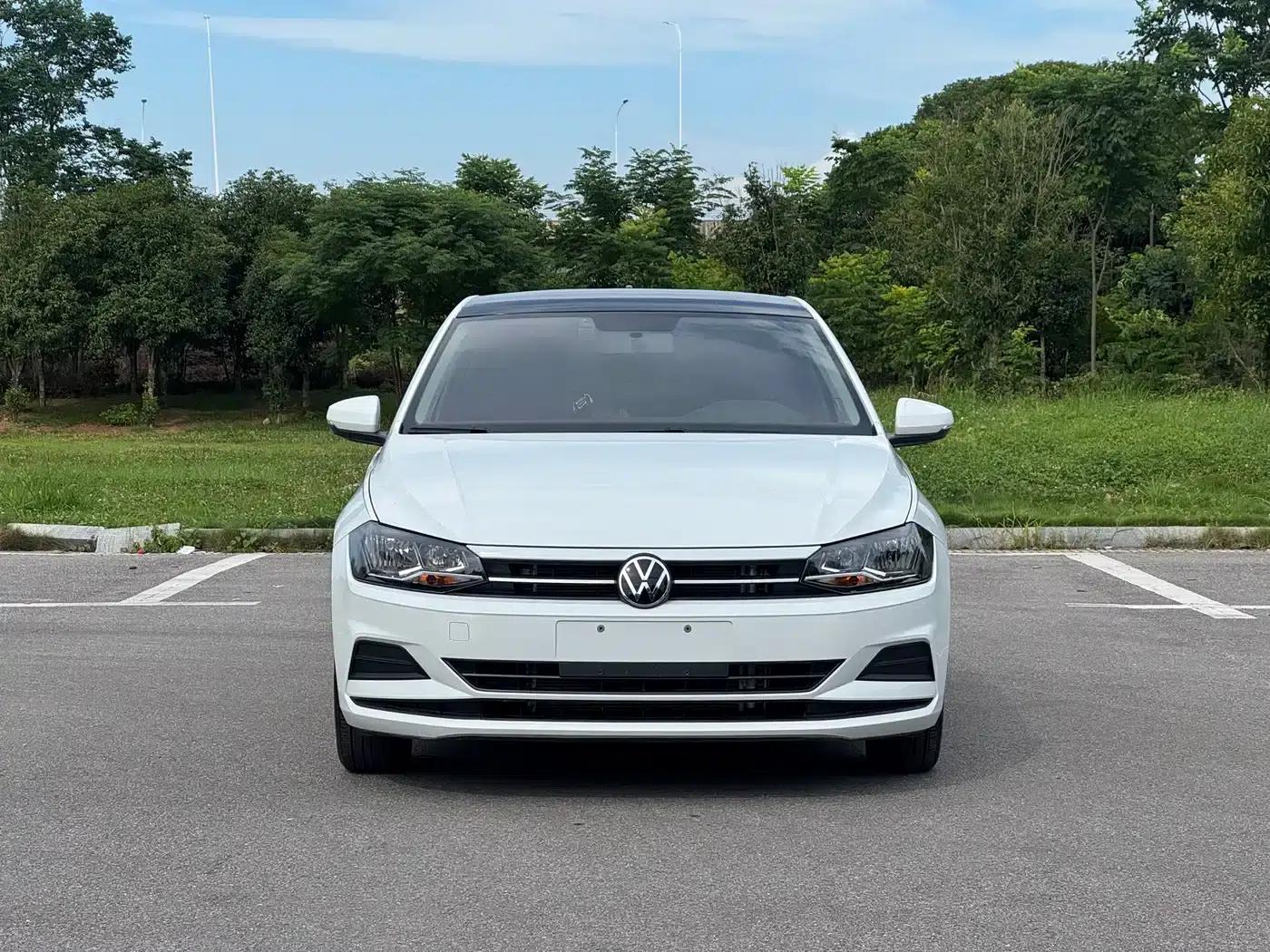 2023 Polo Plus 1.5L Automatic Panoramic Enjoyment Edition — миниатюра 2