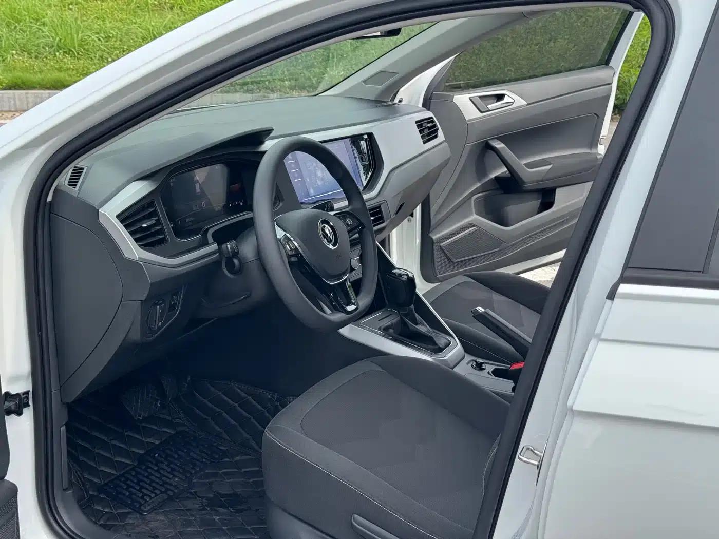 2023 Polo Plus 1.5L Automatic Panoramic Enjoyment Edition — миниатюра 13