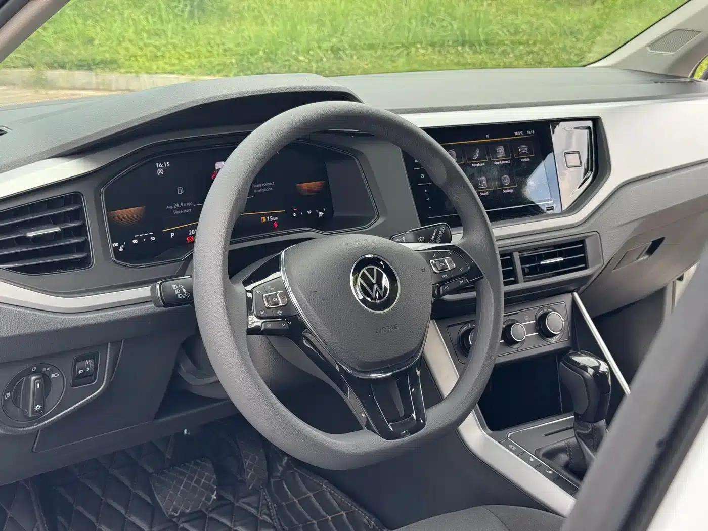 2023 Polo Plus 1.5L Automatic Panoramic Enjoyment Edition — миниатюра 15