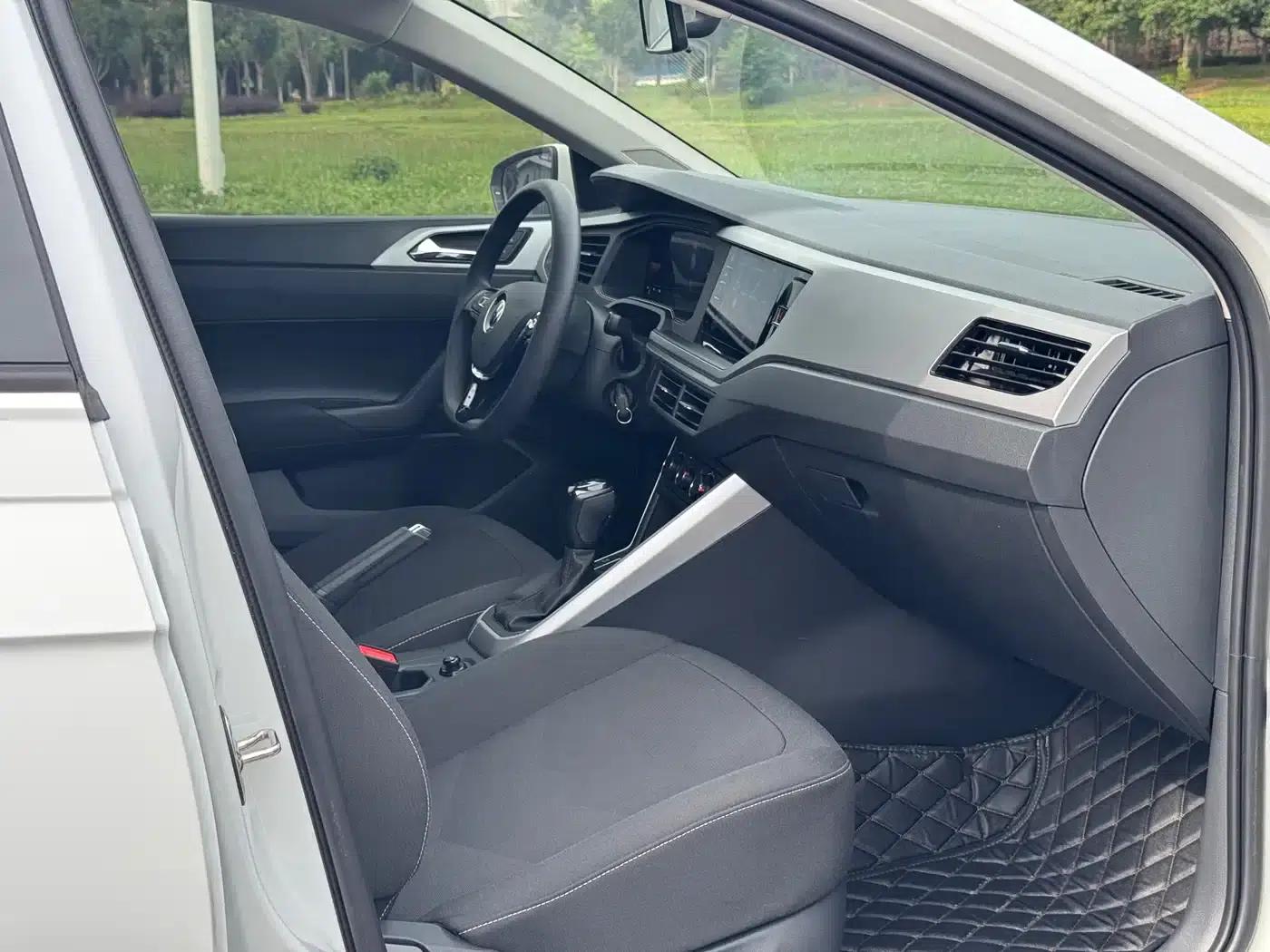 2023 Polo Plus 1.5L Automatic Panoramic Enjoyment Edition — миниатюра 10