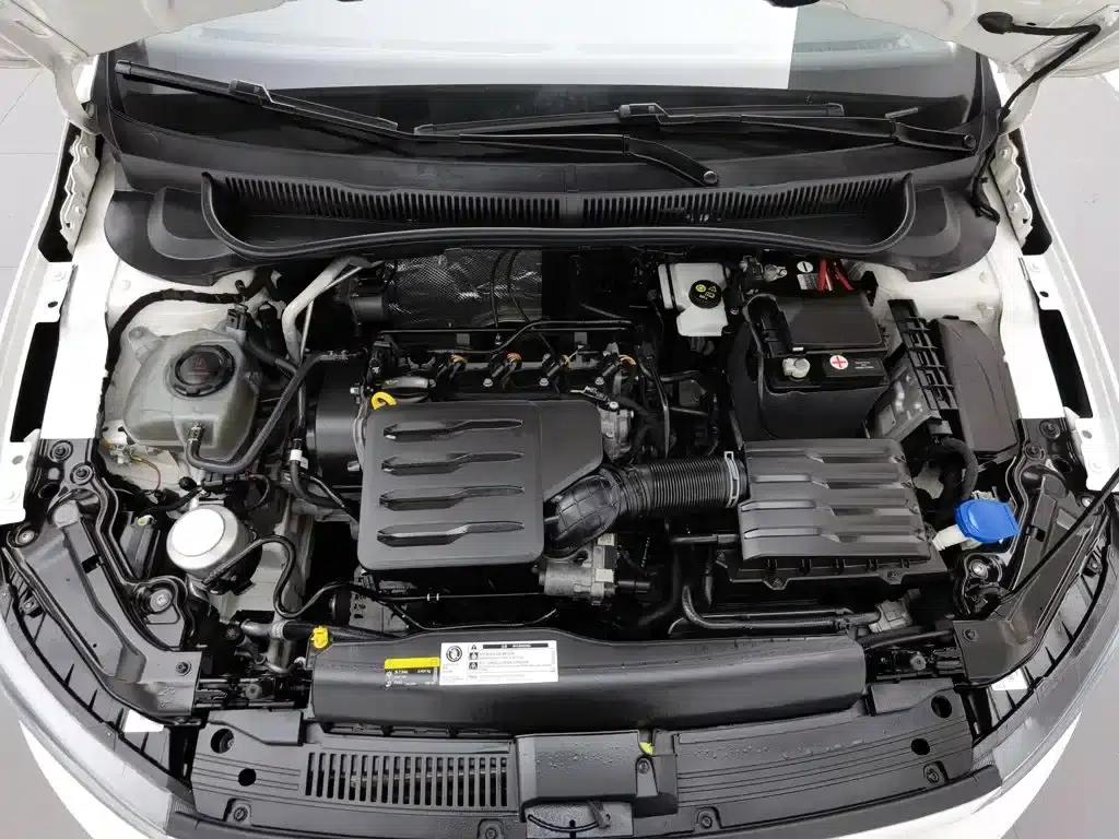 2021 Polo Plus 1.5L Automatic Panoramic Enjoyment Edition — миниатюра 6