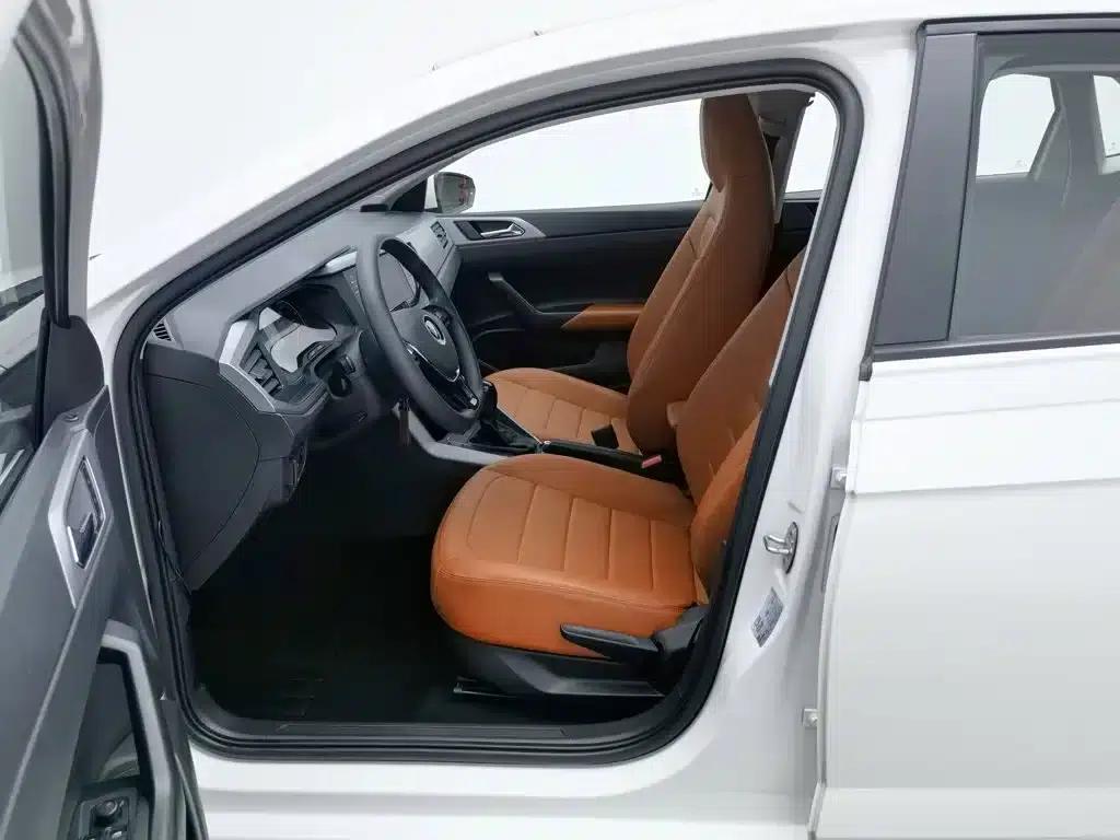 2021 Polo Plus 1.5L Automatic Panoramic Enjoyment Edition — миниатюра 10