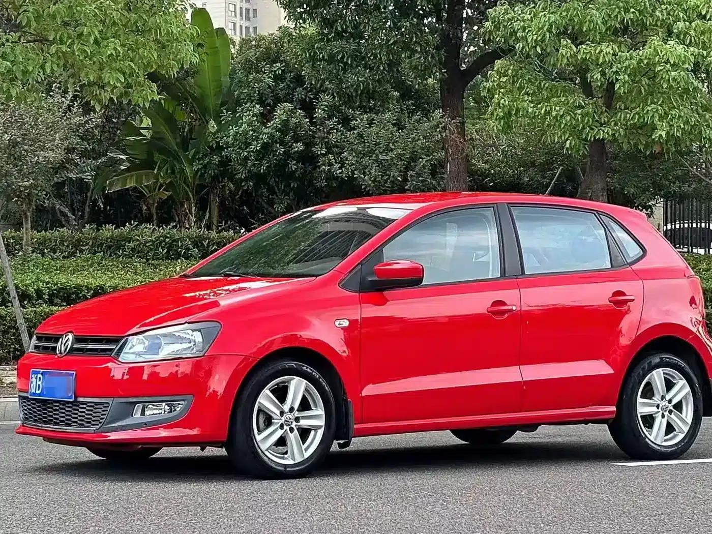 2011 Polo 1.6L Automatic Premium Edition — миниатюра 4