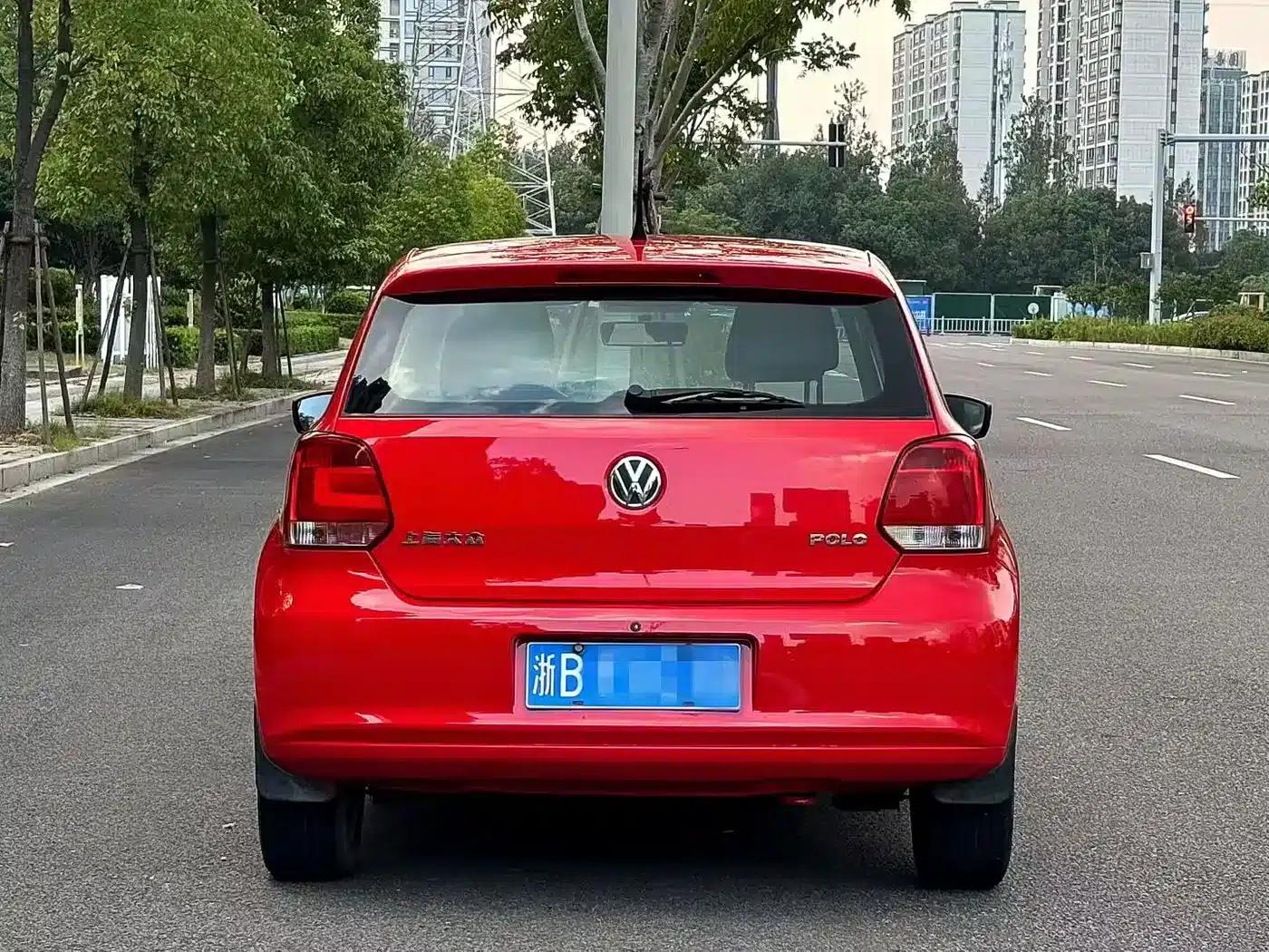 2011 Polo 1.6L Automatic Premium Edition — миниатюра 5