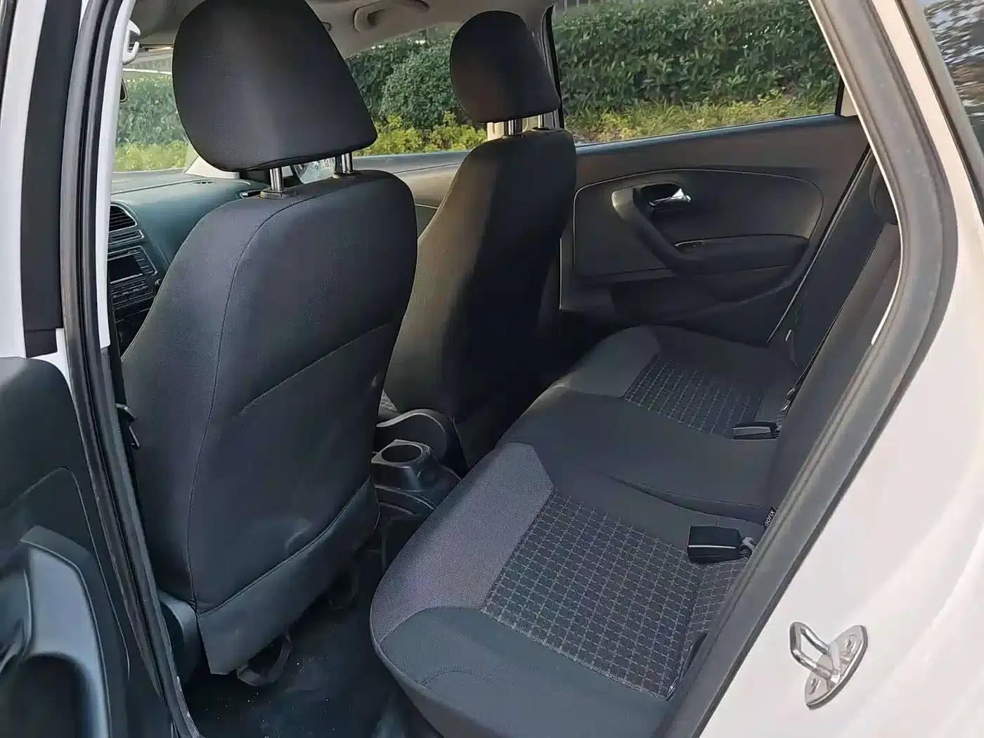 2016 Polo 1.6L Automatic Comfort Model — миниатюра 6