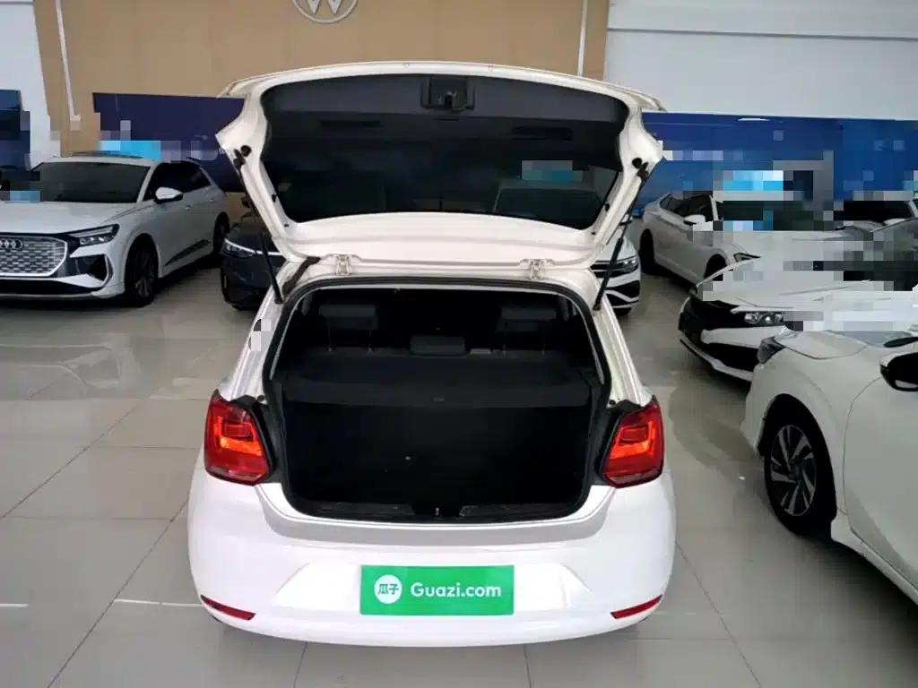 2016 Polo 1.4L Automatic Fashion Edition — миниатюра 19
