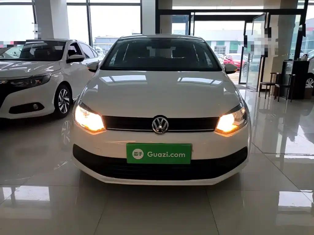 2016 Polo 1.4L Automatic Fashion Edition — миниатюра 3
