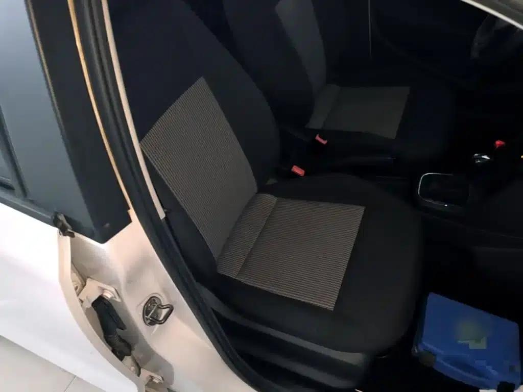 2016 Polo 1.4L Automatic Fashion Edition — миниатюра 25