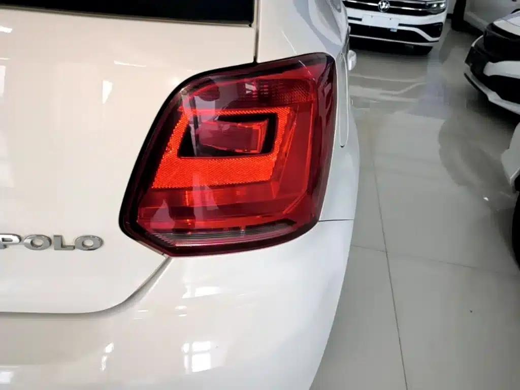 2016 Polo 1.4L Automatic Fashion Edition — миниатюра 8