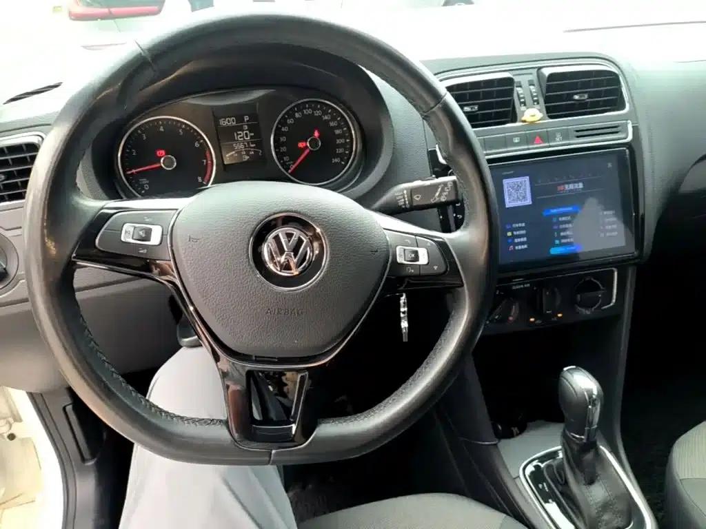 2018 Polo 1.5L Automatic Comfort Edition — миниатюра 10