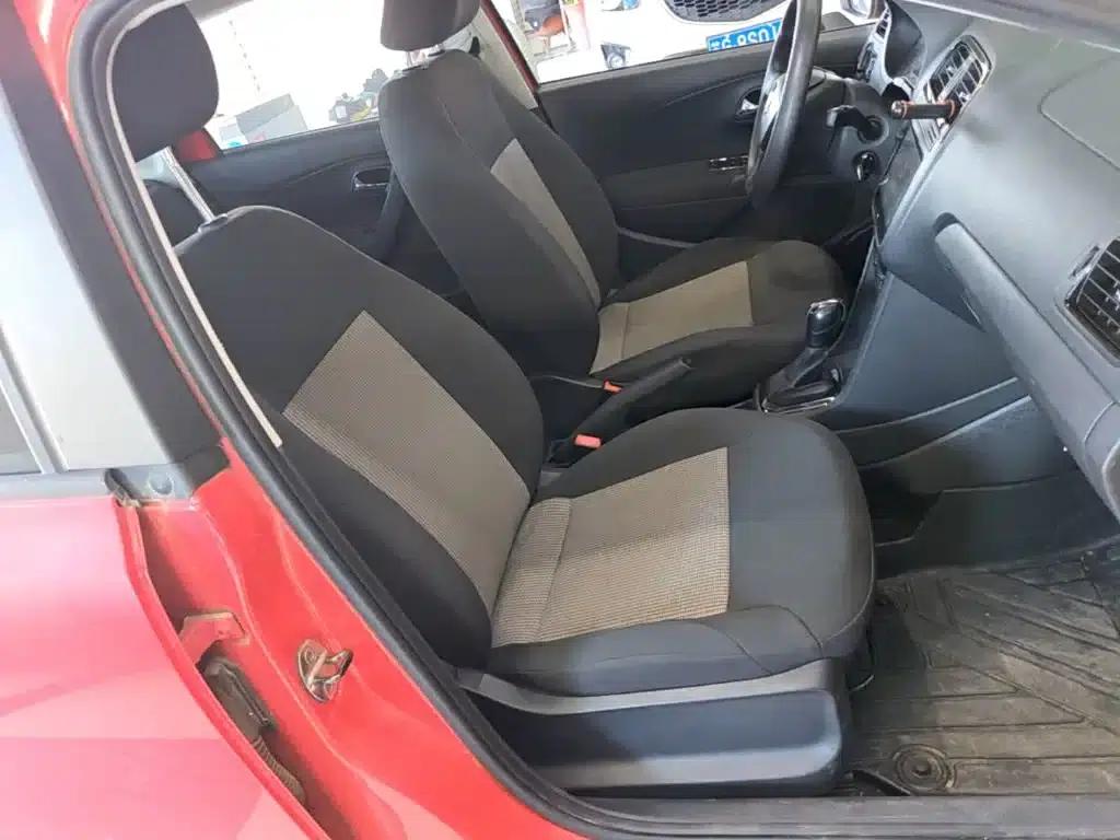 2016 Polo 1.4L Automatic Fashion Edition — миниатюра 25