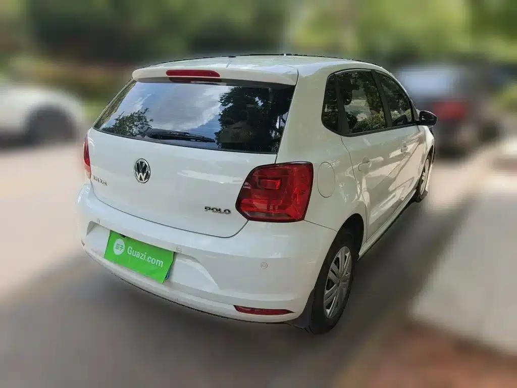 2016 Polo 1.4L Automatic Fashion Edition — миниатюра 5