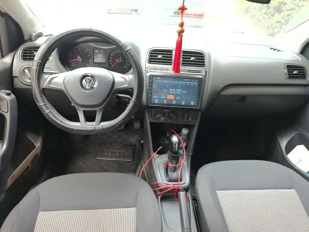 2016 Polo 1.4L Automatic Fashion Edition — миниатюра 6
