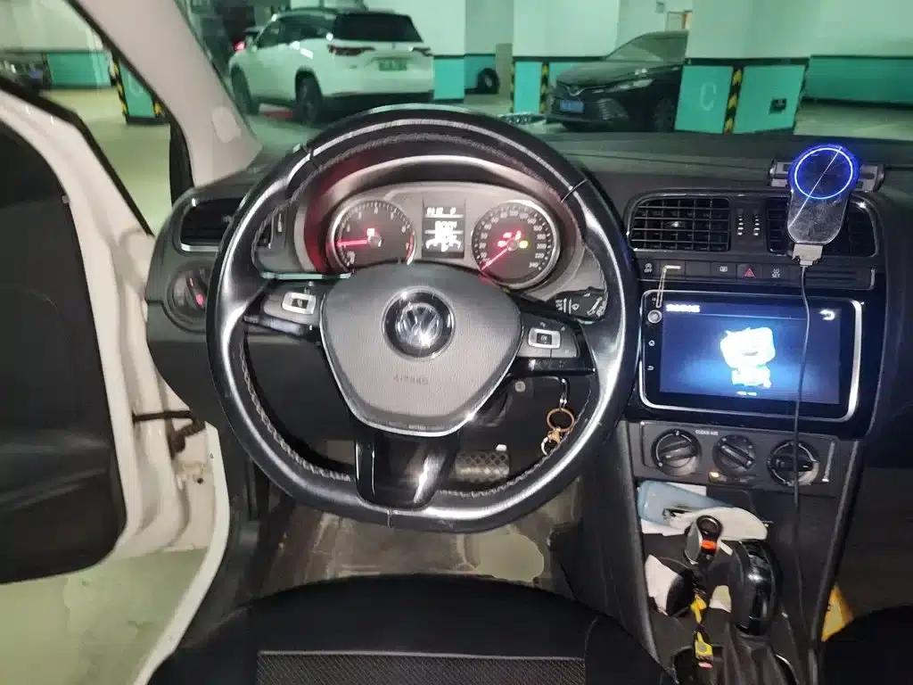 2018 Polo 1.5L Automatic Comfort Edition — миниатюра 7
