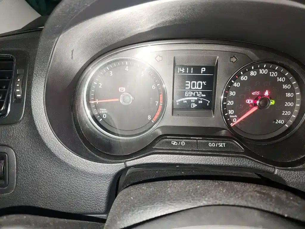 2018 Polo 1.5L Automatic Comfort Edition — миниатюра 9