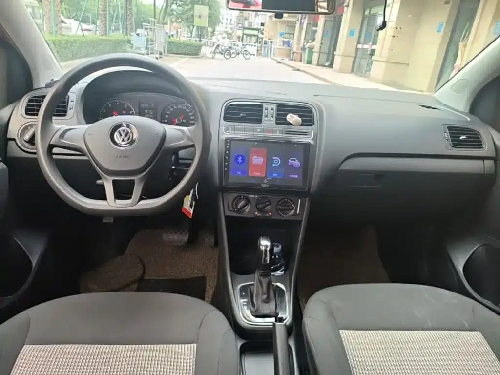 2018 Polo 1.5L Automatic Comfort Edition — миниатюра 10