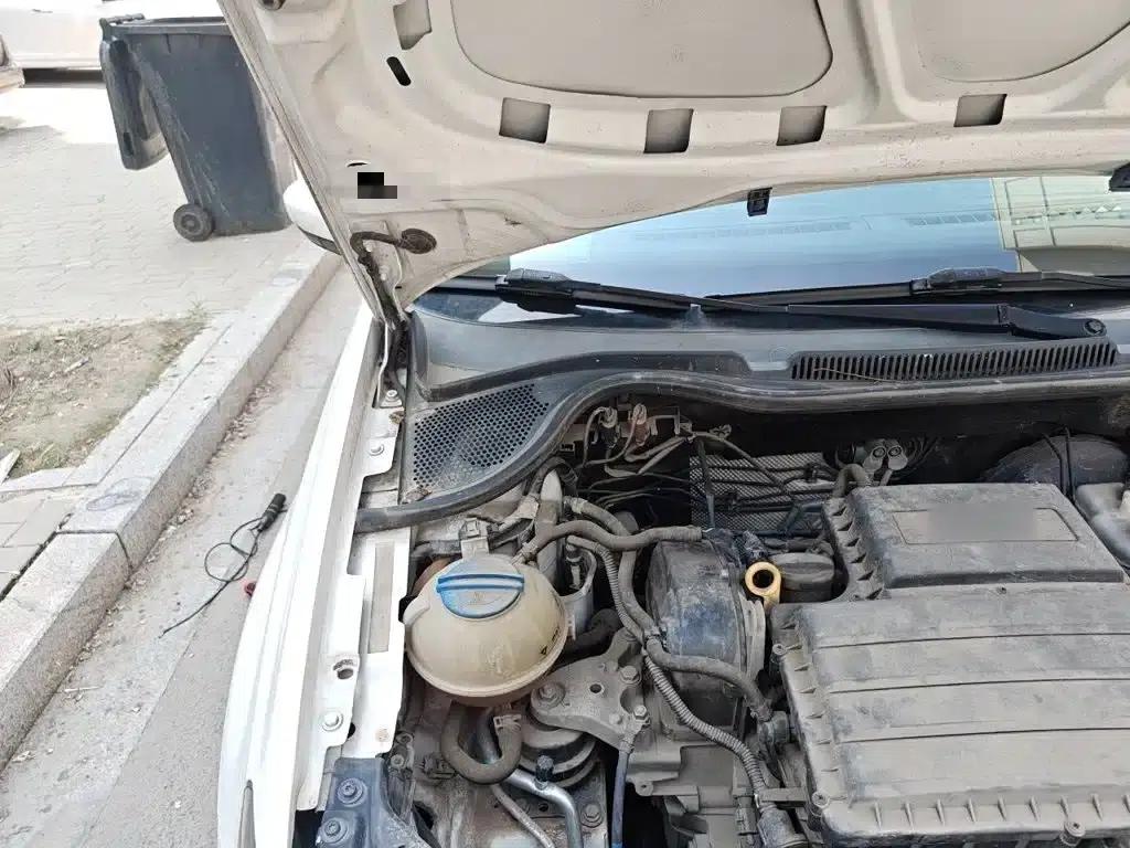 2016 Polo 1.6L Automatic Comfort Model — миниатюра 21