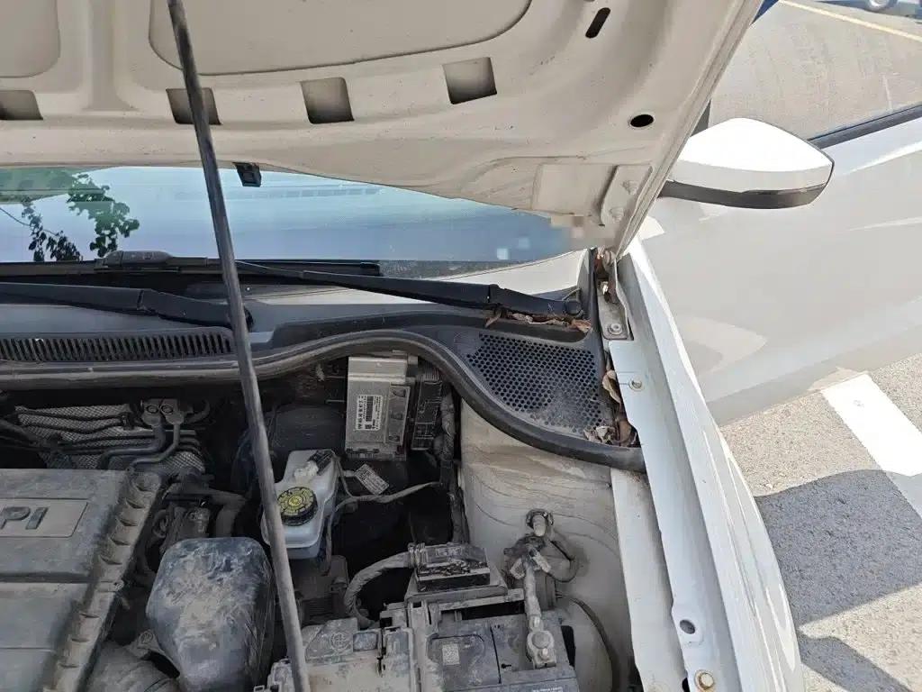 2016 Polo 1.6L Automatic Comfort Model — миниатюра 22