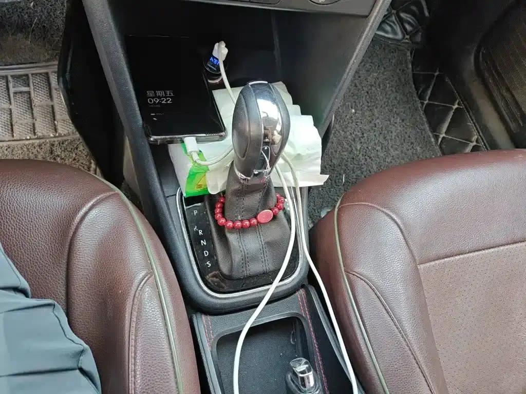 2016 Polo 1.6L Automatic Comfort Model — миниатюра 7