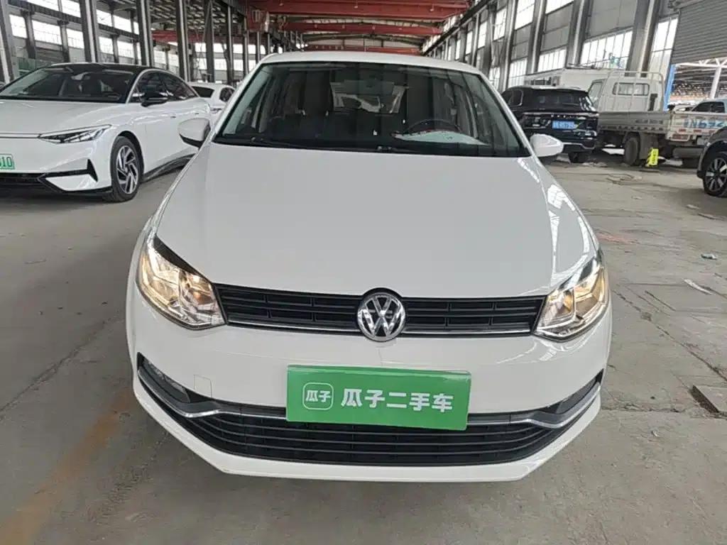 2016 Polo 1.6L Automatic Comfort Model — миниатюра 3