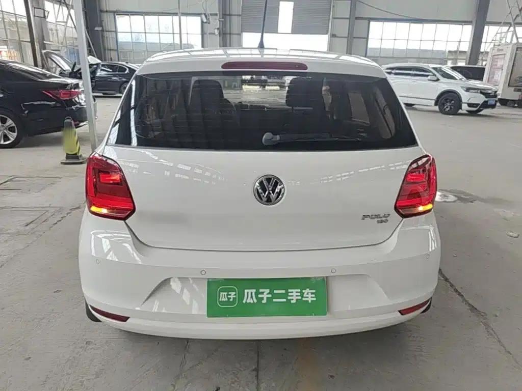2016 Polo 1.6L Automatic Comfort Model — миниатюра 6